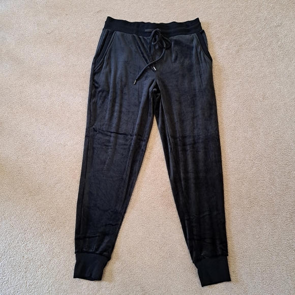 Black Bow 2 Piece Set Joggers Hoodie Velour Size Medium Black Track Suit - Picture 8 of 14